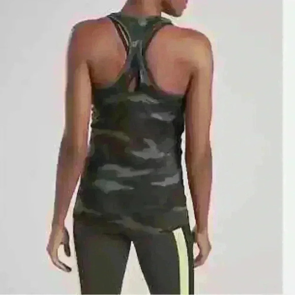 Athleta Limitless Keyhole Tank Top - Picture 9 of 11